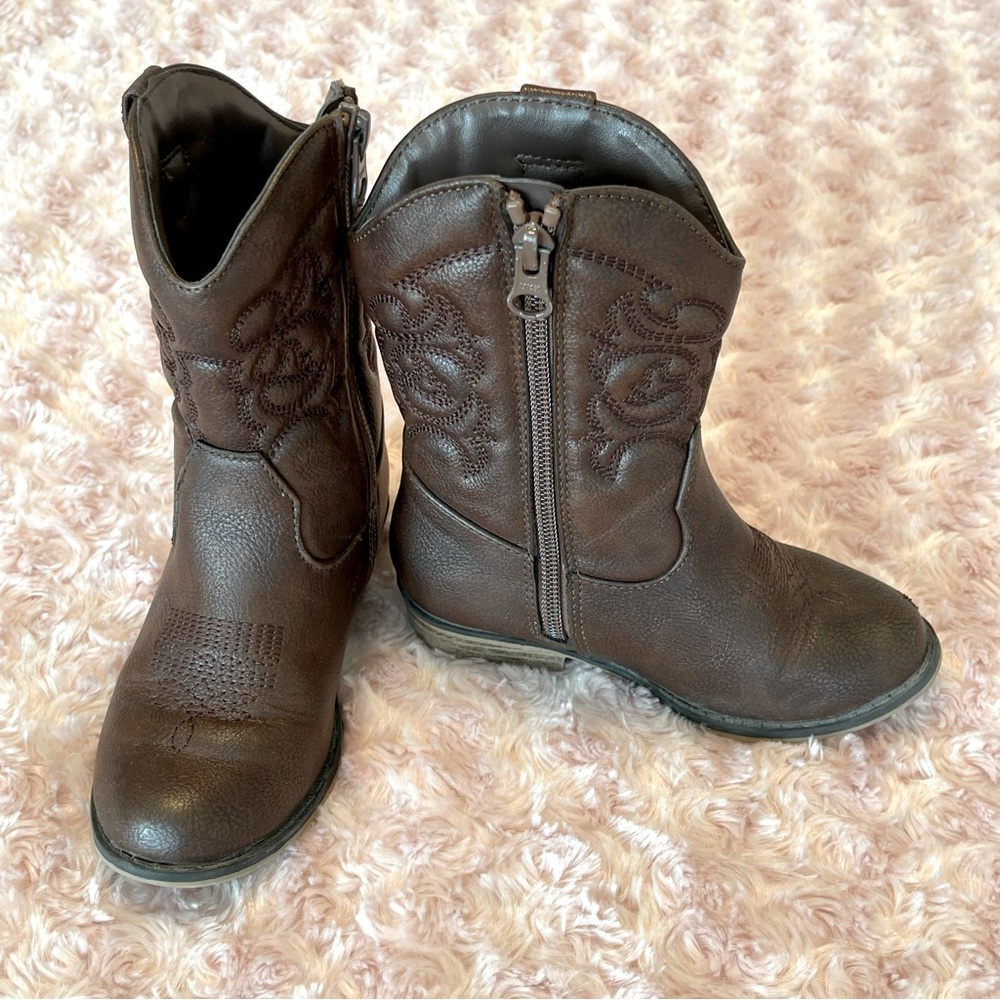 Girls Cat & Jack Brown Cowboy Boots